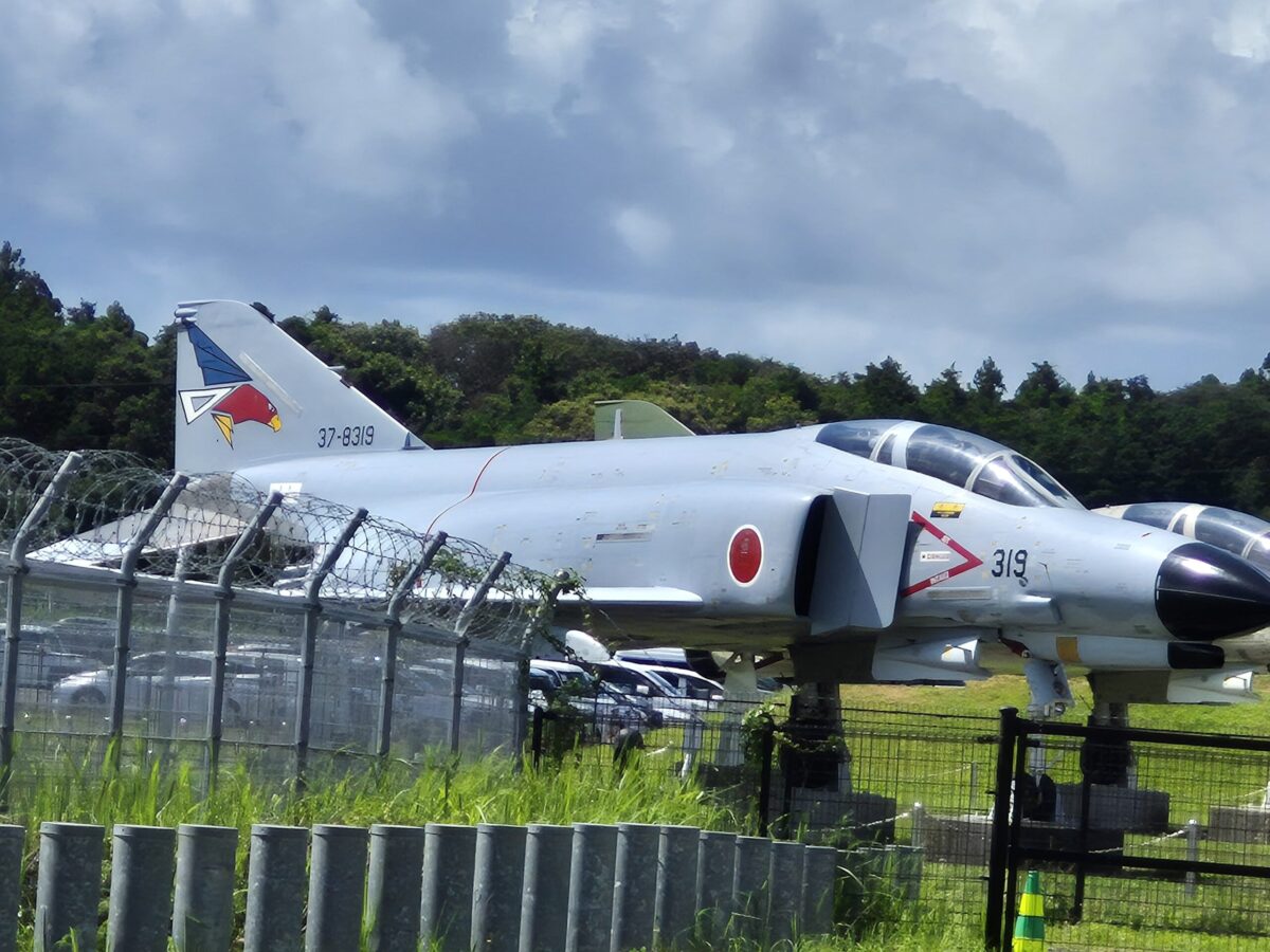百里基地周辺でF-4ファントム